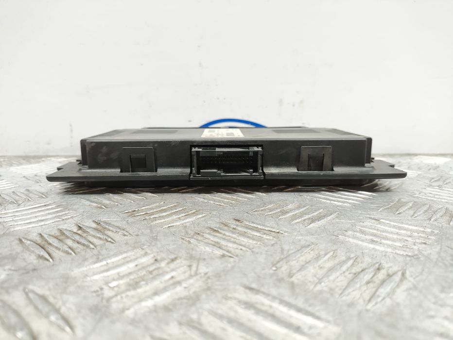 Módulo Luzes Footwell BMW Serie 1 E82 E88 6135 9224589