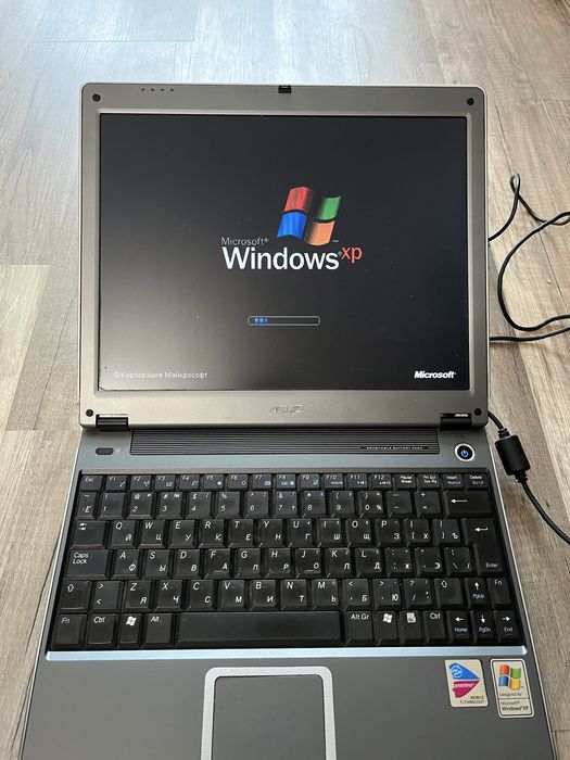 Ноутбук ASUS M5000