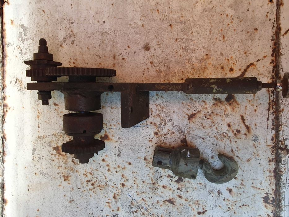 Таль, лебедка цепная с крюком