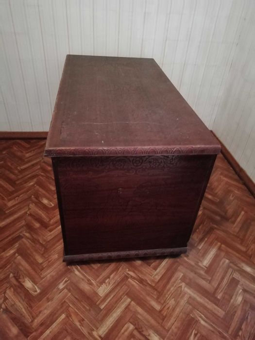 Arca / Mala de madeira. BAIXA DE PREÇO