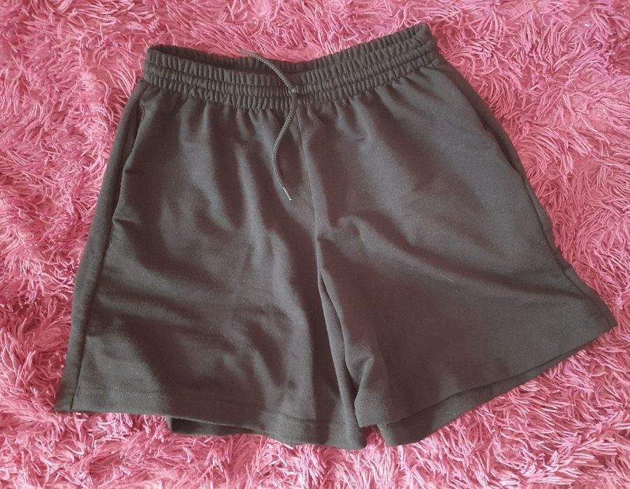 Шорти чорні 42-44