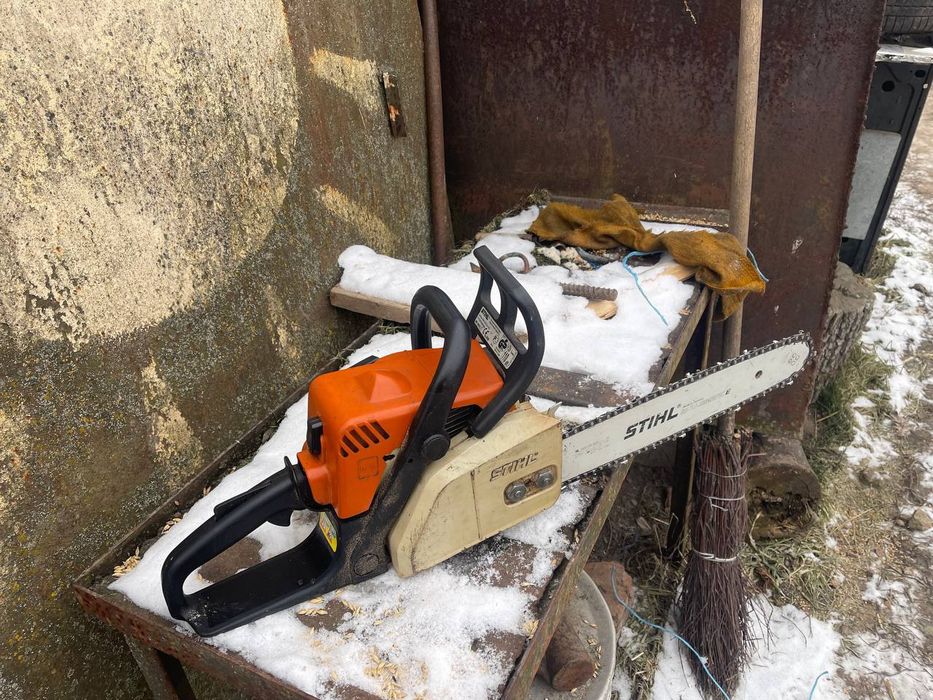 Бензопила Stihl MS-180 оригинал в отличном состоянии