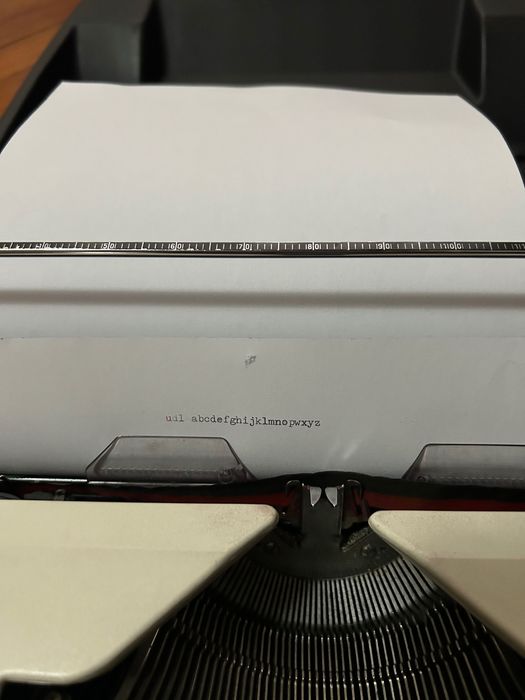 Máquina de escrever antiga