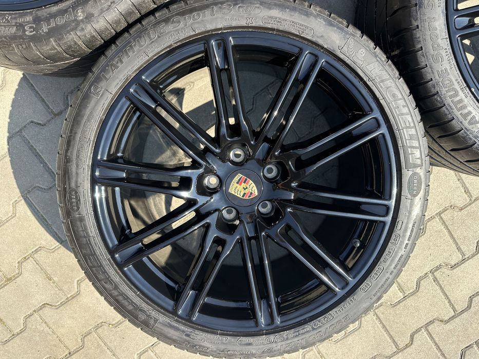 10jx21 et50 porsche cayenne 5x130 oryginal z czujnikami