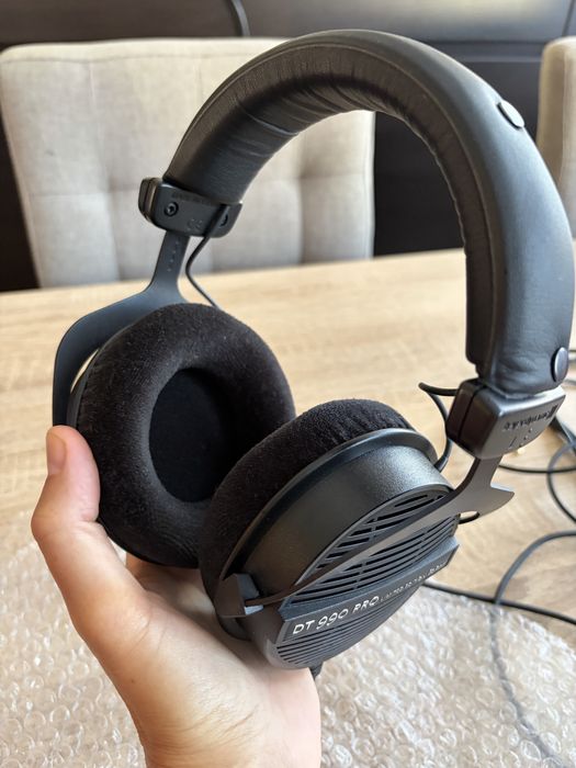 Beyerdynamic DT 990 PRO Black Edition 80 Ohm