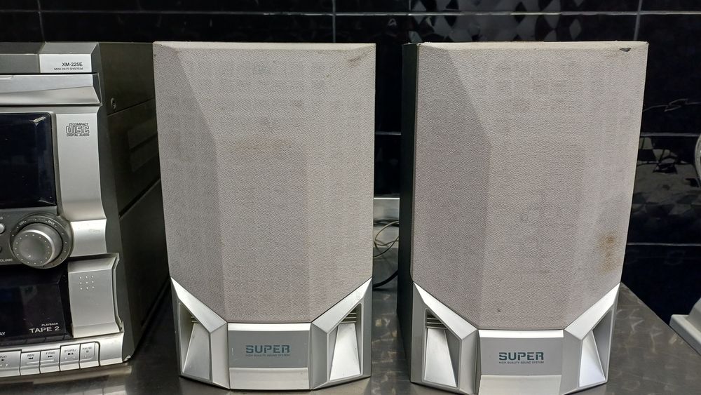 Музикальний центр