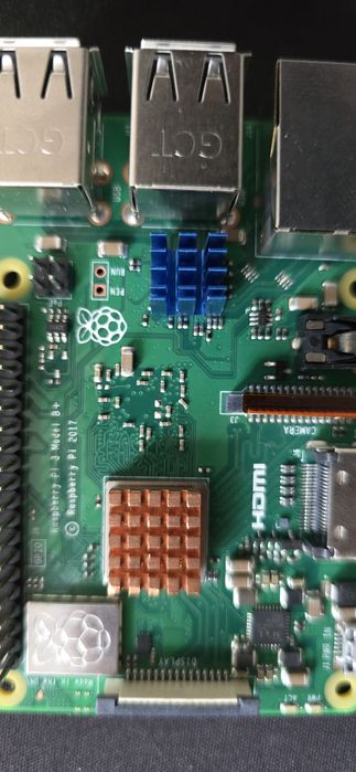 Raspberry Pi 3B+,com caixa