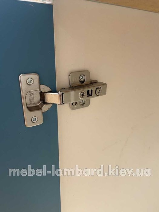 Кухня «Білий-бірюза» бу