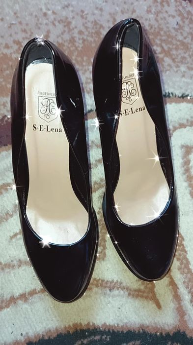 Лакові туфлі 39 розмір