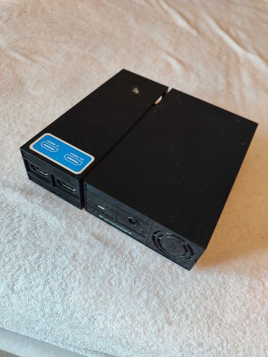 Play Station 4 Sony, gogleVR, kamera, 2x movekontroler, 2 pady