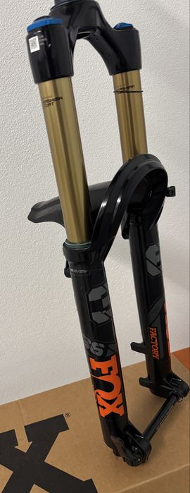 Fox Shox 36 Kashima 29 Grip2