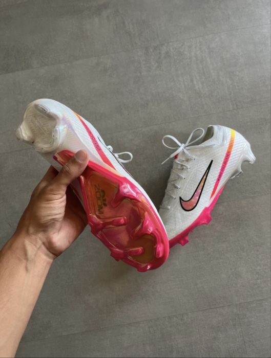 Chuteiras Nike Mercurial