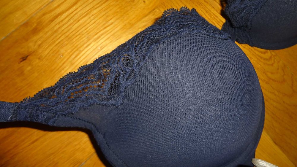 Biustonosz Calvin Klein 80D push up