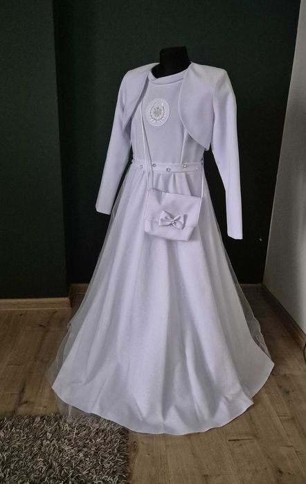 Piękna Suknia Komunijna