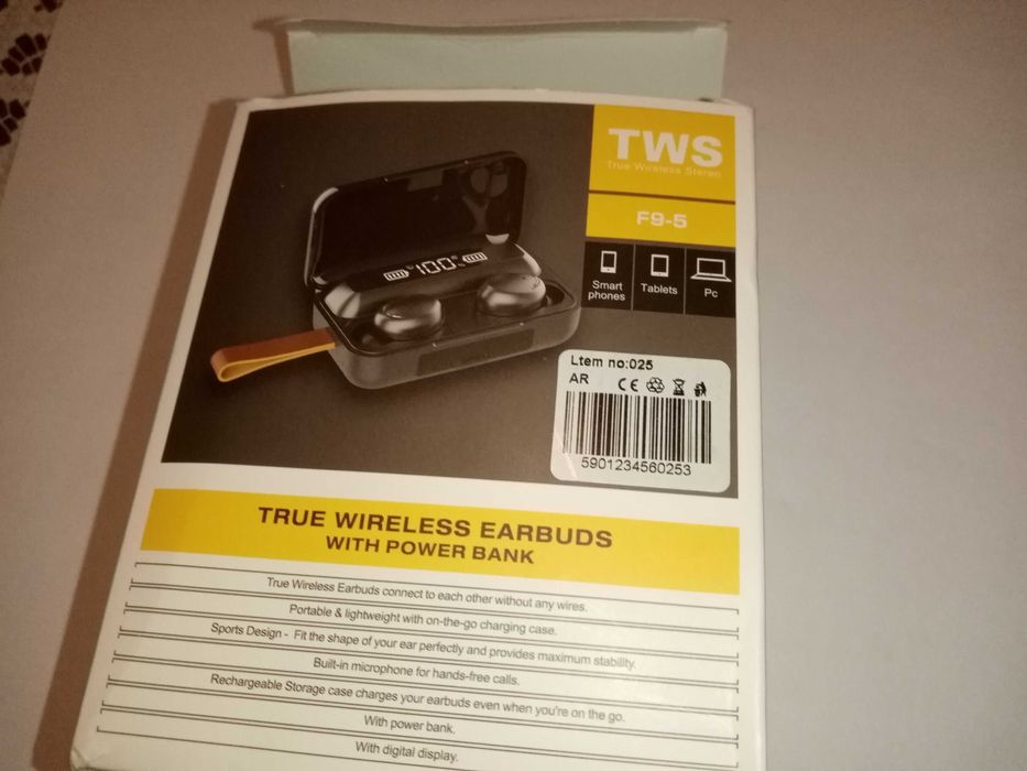 Słuchawki bezprzewodowe bluetooth 5,1 plus powerbank  model F9-5