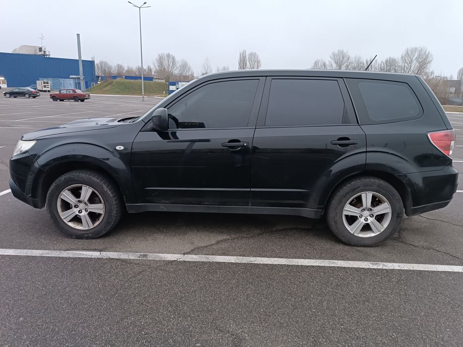 Продам автомобіль Subaru forester 2.0 TD