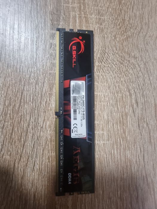 Оператива пам'ять 8gb 2400Мгц g.skill  ddr4