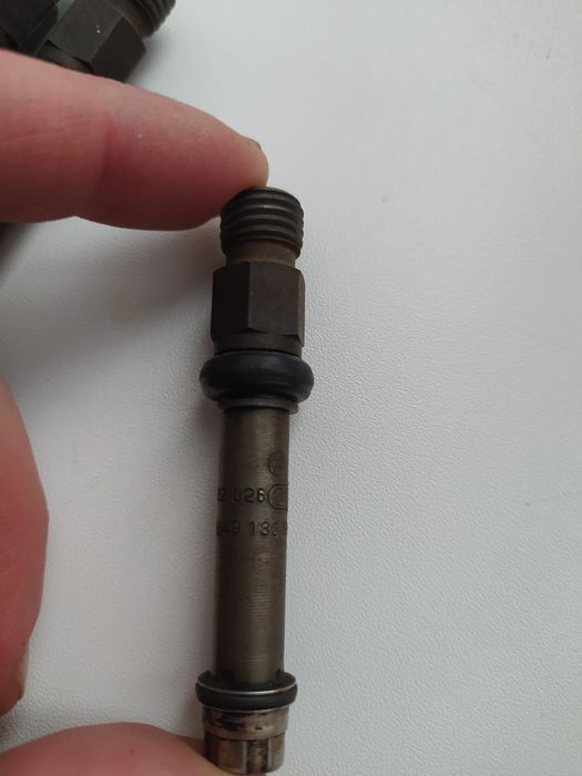 Форсунки Фольксваген гольф, Ауді мотор 1.8GX 437502026