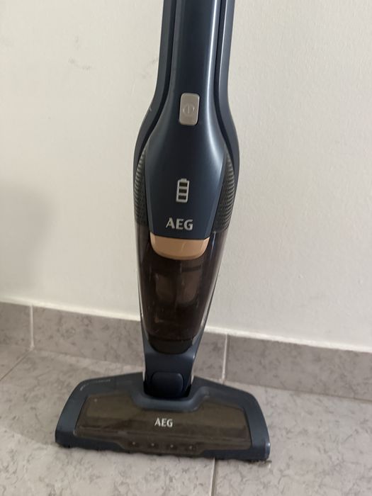 Aspirador Vertical AEG 2 em 1 CX7 X Flexibility