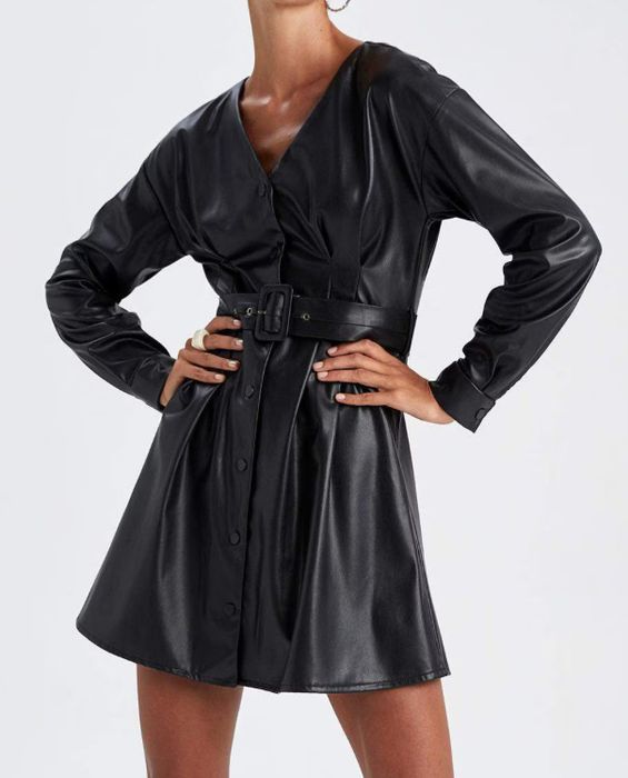 Сукня утеплена з екошкіри чорна defacto