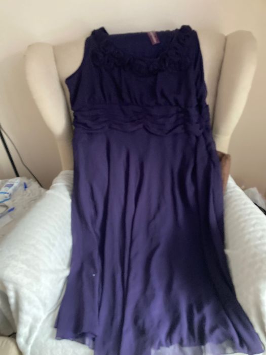 Piękna , fioletowa sukienka