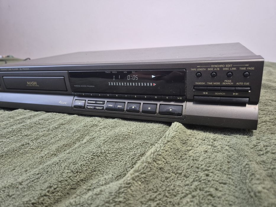 Odtwarzacz CD Technics SL-PG340A