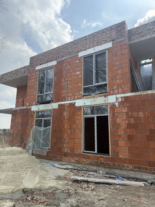 Продаж котеджів(дуплекс)коло Львова з сучасним проектом в с. Домажир