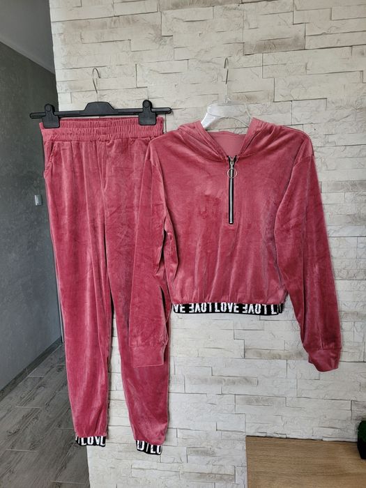 Nowy welurowy różowy dres bluza z kapturem+spodnie rurki wysoki stan L