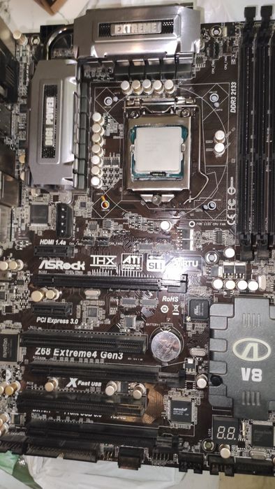Продам комплект : Asrock Z68 Extreme4 Gen3 + Intel i7 3770k  16gb