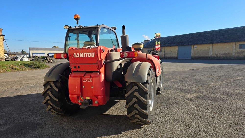 Свіжопривезений телескопічний навантажувач manitou mlt 634 lsu
