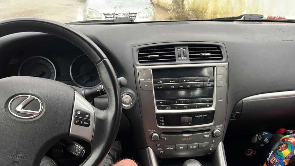 Lexus Is 200 2011503157952706007045