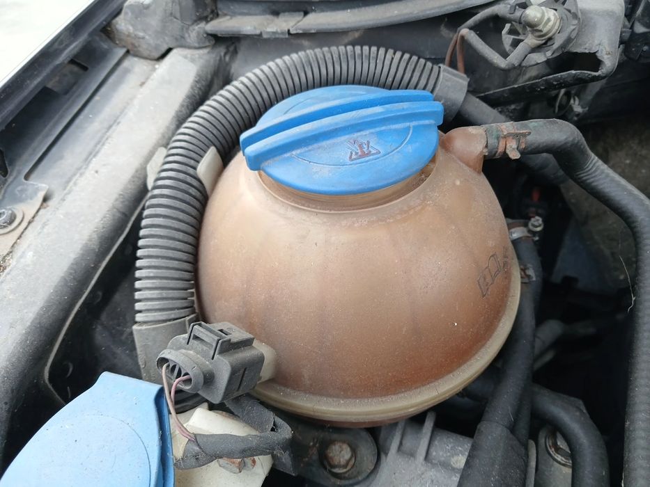 Reservatório / depósito da água / líquido de refrigeração VOLKSWAGEN P