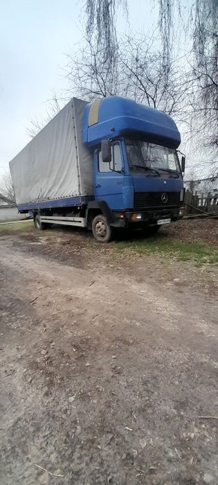 Вантажівка Мерседес 814