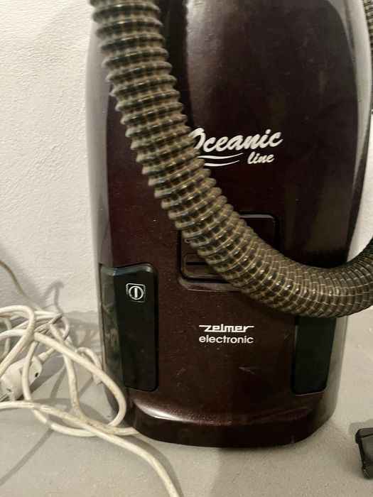 Odkurzacz Zelmer Oceanic (Brązowy) – Sprawny + Zapas Worków