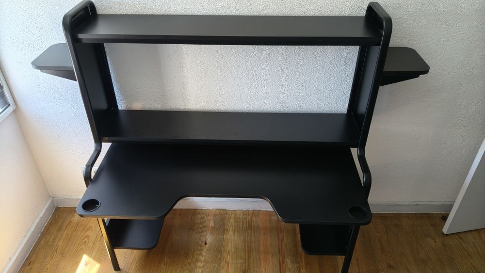 Secretária p/gaming - fredde - Preto