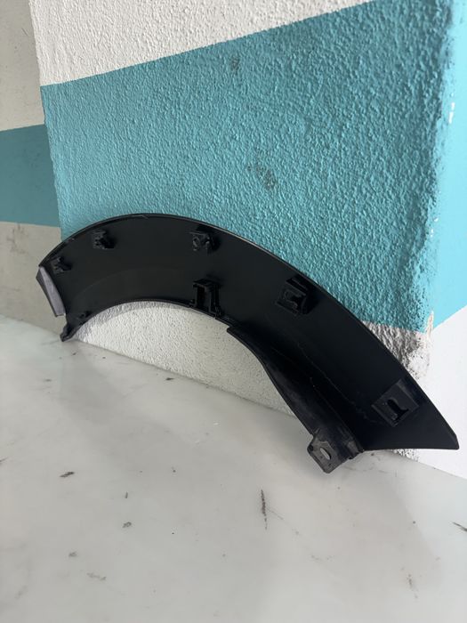 Moldura  para arco de roda, traseiro Mazda
