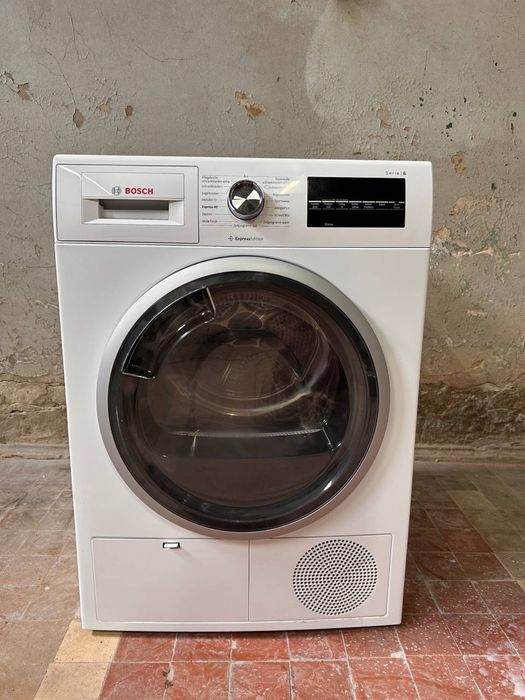 Тенова сушильна машина Bosch serie 6 WTG864H1