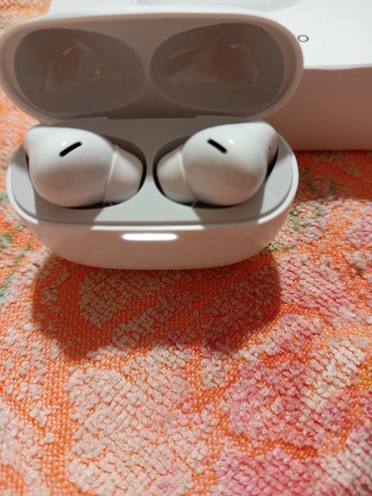 Продам нові бездротові навушники