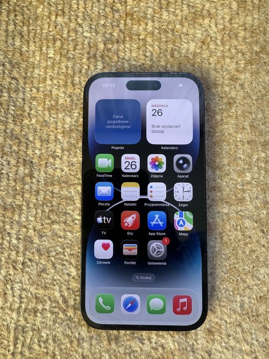 Iphone 14 pro kolor gwiezdna czerń