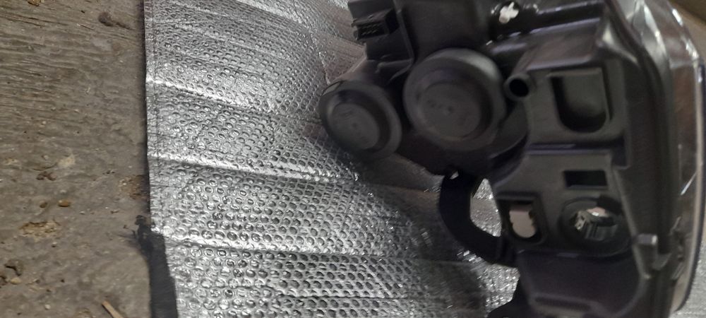 Vendo farol compativel com peugeot expert citroen jumpy e fiat scudo