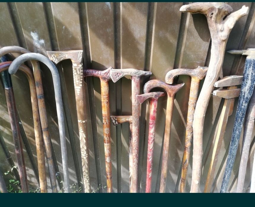 Stare drewniane laski, laska 20 sztuk cena do negocjacji