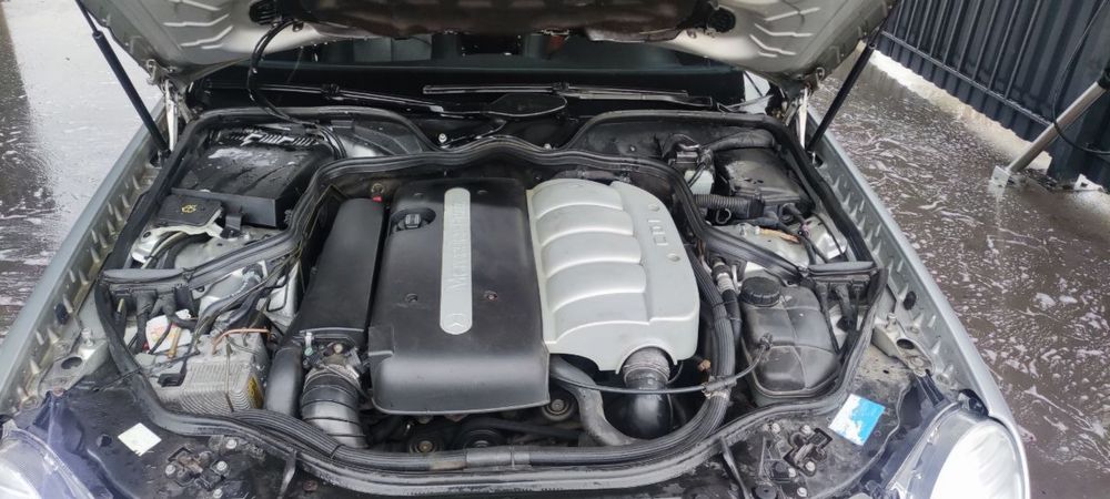 Mercedes-Benz E-Class 2003 W211  •  220 CDI AT (автомат)