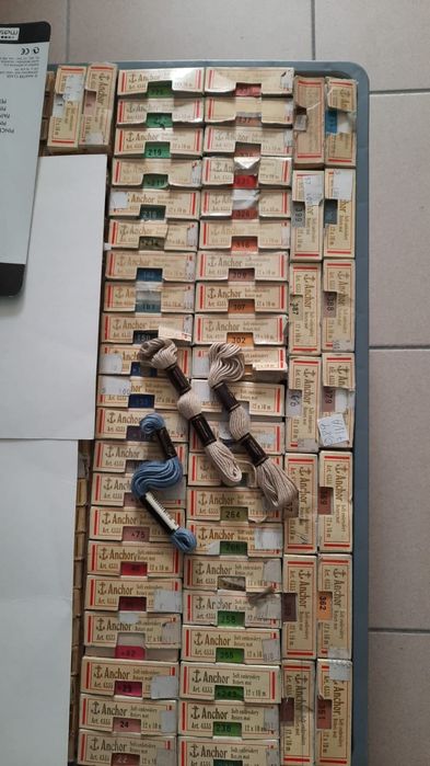 Linhas novas da Ancora para meio ponto - Lotes de 50