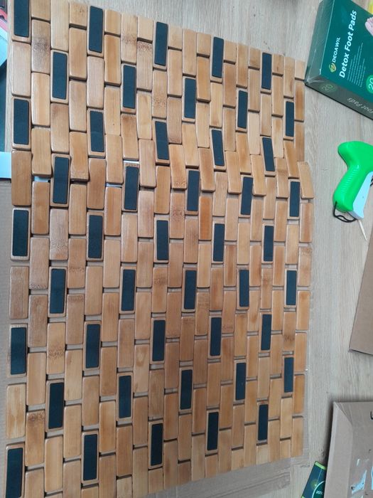 HANKEY Wielofunkcyjna bambusowa mata łazienkowa 60 x 40cm antypoślizg