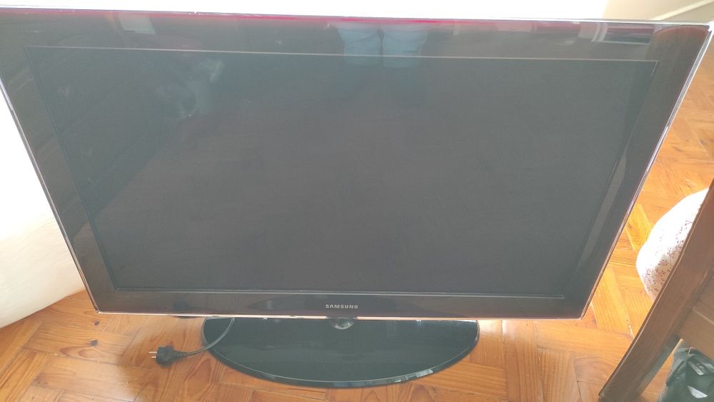 TV Samsung 40" LE40A656A1F para peças