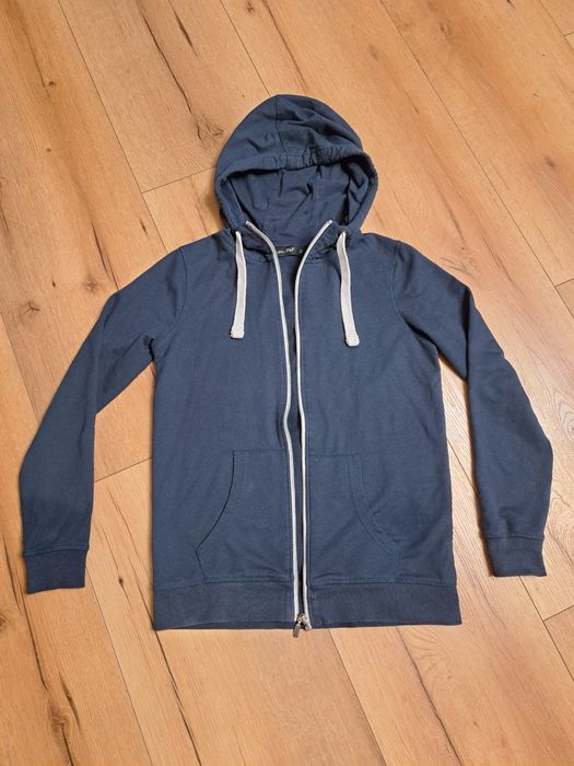 Damska bluza rozpinana z kapturem firmy F&F rozmiar S