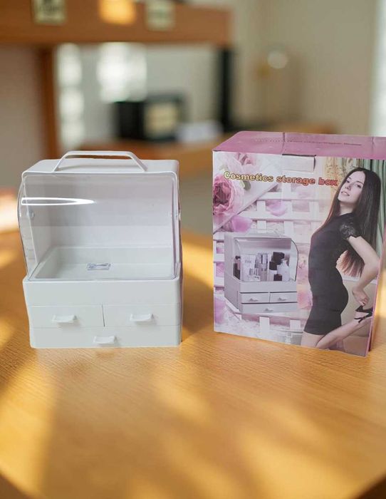 Органайзер для косметики білий з висувними ящиками