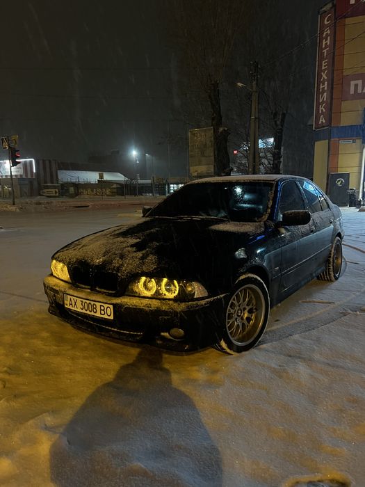 BMW e39 v8 2001 года