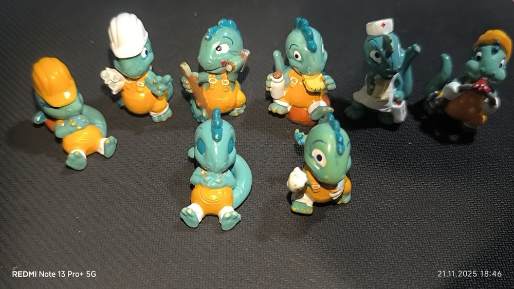 Киндер Дино будивельники