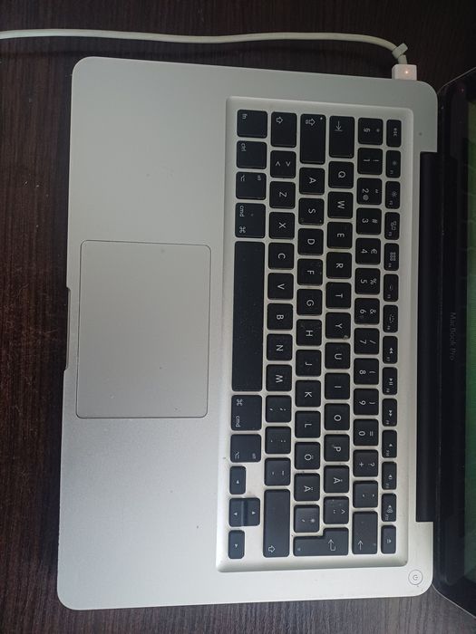 Продам MacBook pro